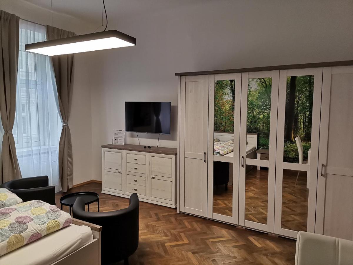Apartments Near Schoenbrunn Bécs Kültér fotó